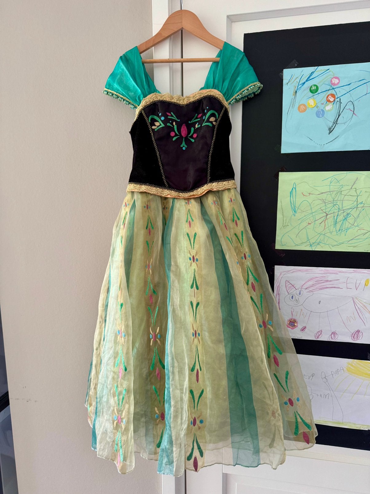The Disney Store Frozen Anna jurk maat 7/8, Ophalen of Verzenden, Zo goed als nieuw, Jongen of Meisje