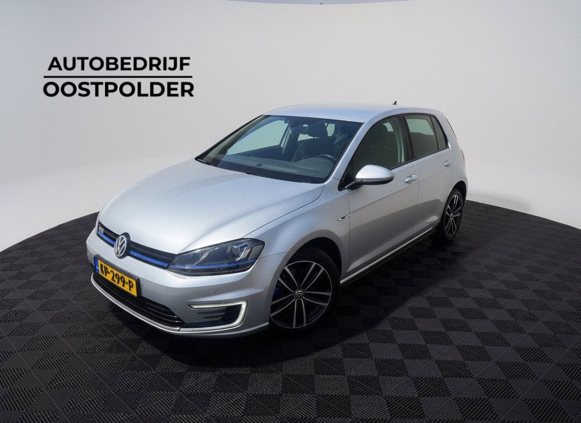 Volkswagen Golf 1.4 TSI GTE Connected Series, Auto's, Volkswagen, 8 kWh, Stof, Gebruikt, 150 pk