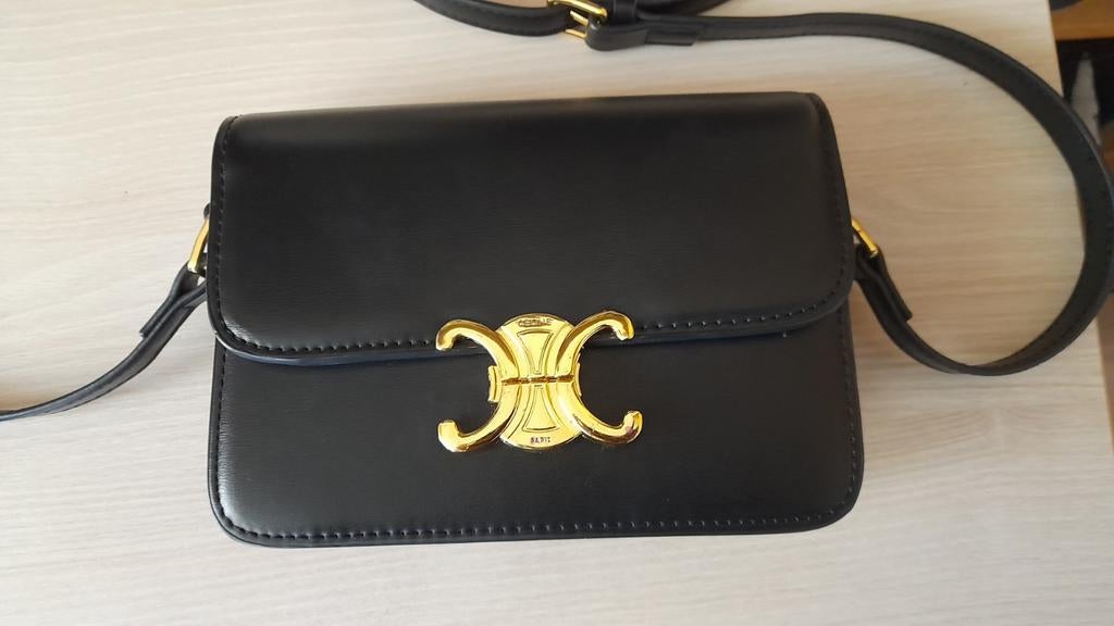 Celine triomphe tas, Ophalen, Zo goed als nieuw, Zwart