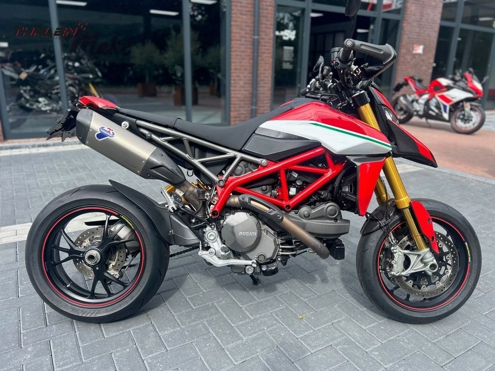 DUCATI HYPERMOTARD 950 SP (bj 2020) 24,900 km, DUCATI, 2 cilinders, Motorrijbewijs A, Bedrijf