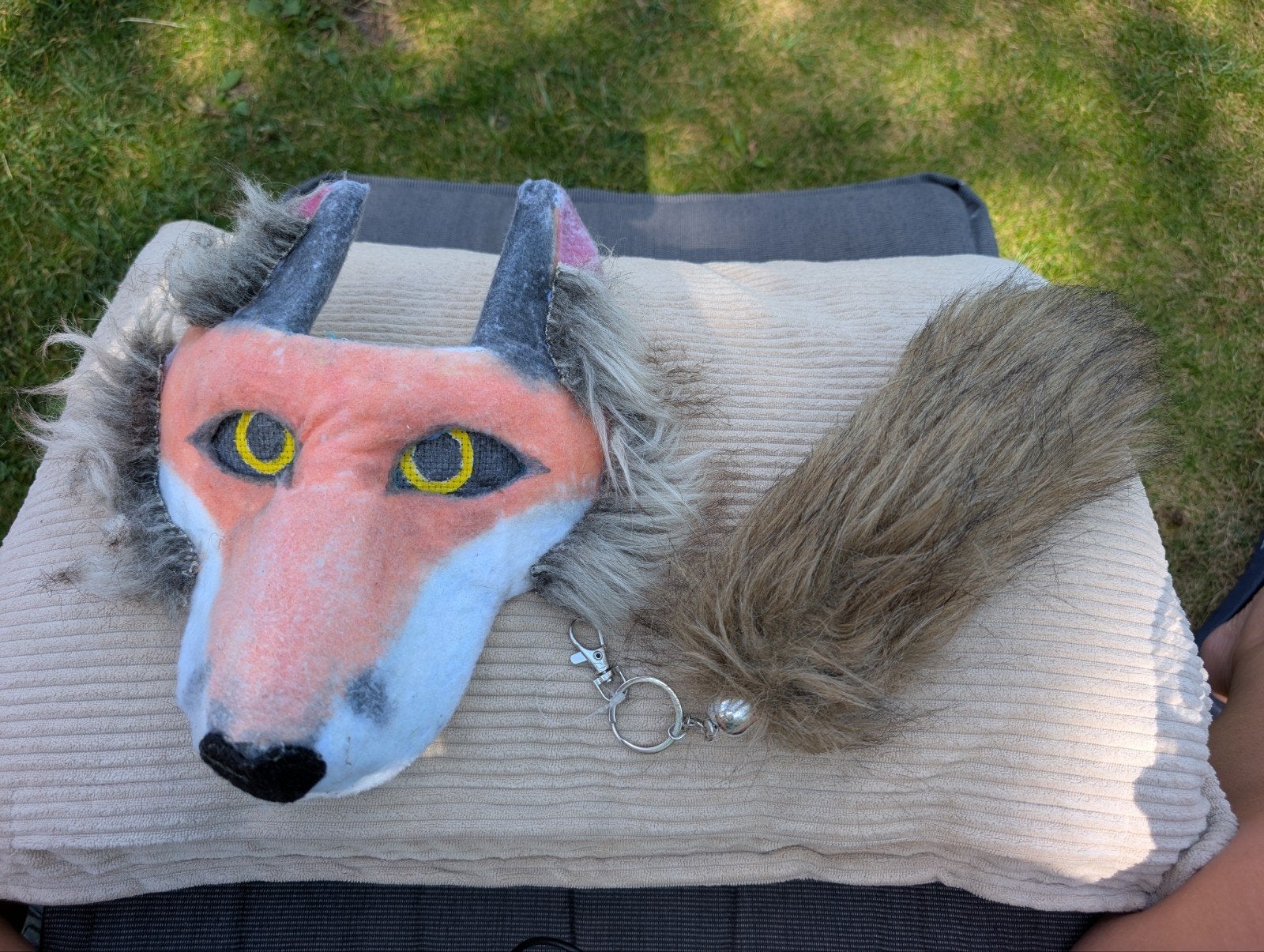 Handgemaakte Therian masker. Furry Set: Masker & Staart, Hobby en Vrije tijd, Kostuums, Theaterbenodigdheden en LARP, Ophalen of Verzenden