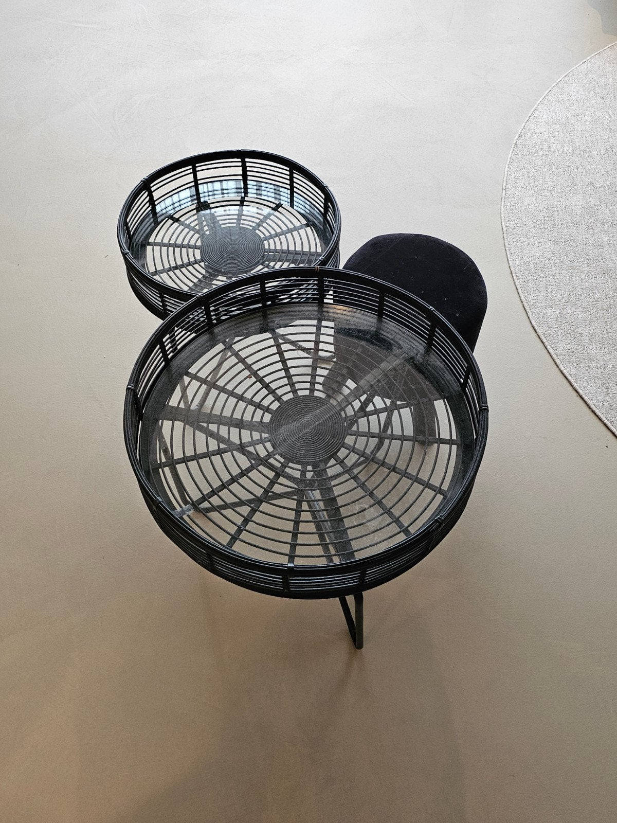 4 salon tafels, Ophalen, Zo goed als nieuw, Rond