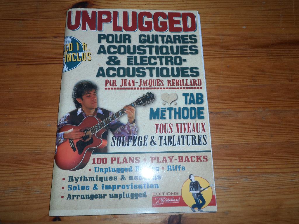 Unplugged pour guitares acoustiques, Muziek en Instrumenten, Bladmuziek, Gitaar, Nieuw, Ophalen of Verzenden, Artiest of Componist