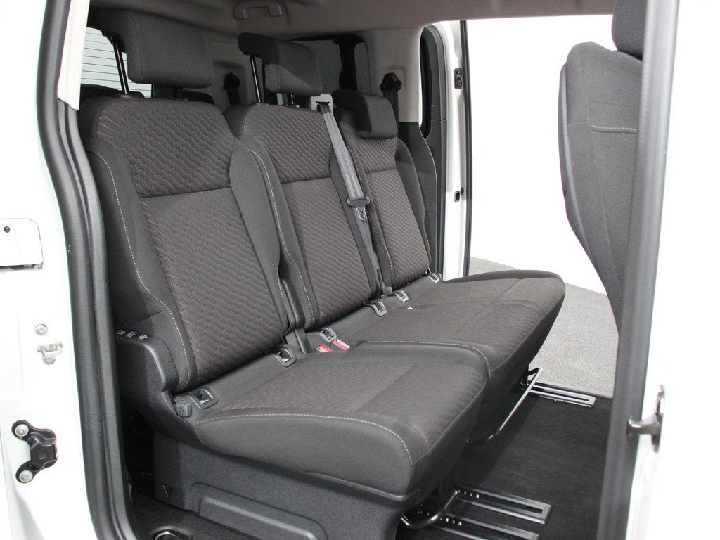 Toyota PROACE Electric Verso Luxury L2 8persoons PERSONENBUS, Auto's, Toyota, Gebruikt, 8 stoelen, ProAce, 230 km