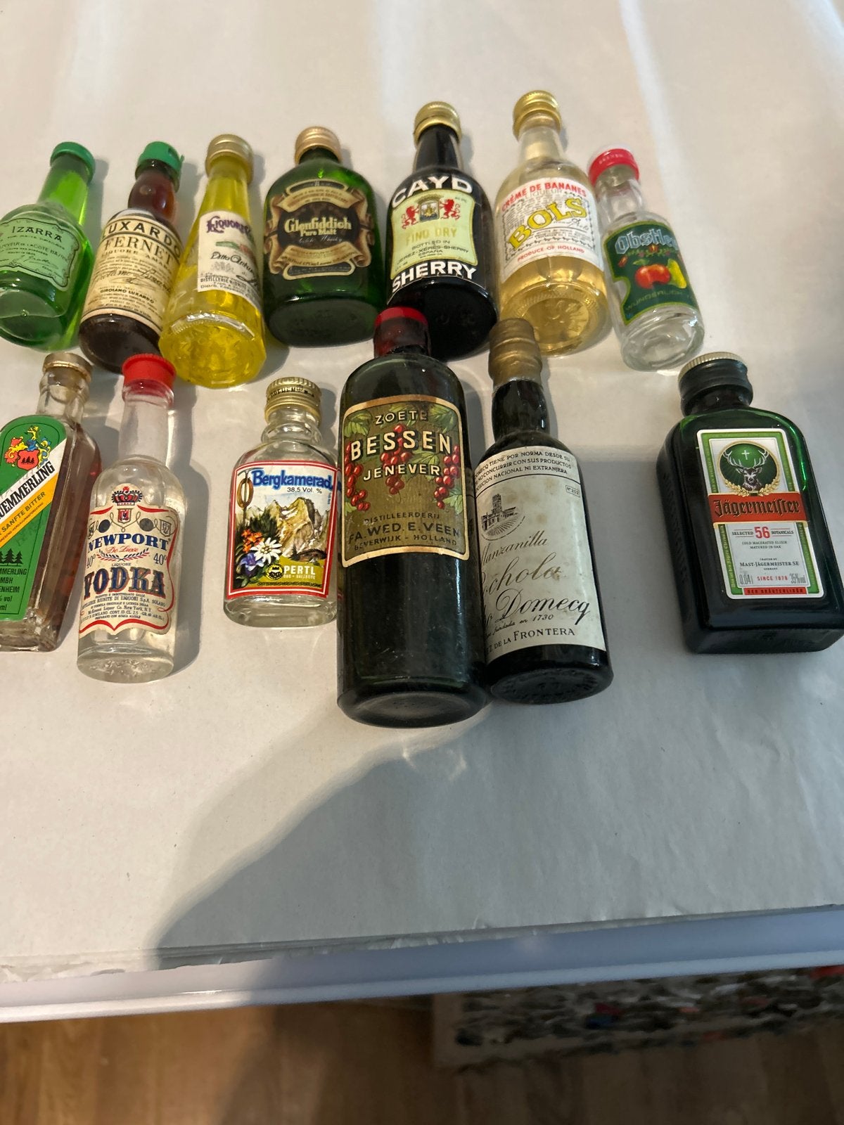 Collectie van 14 Miniatuur Alcohol Flesjes - Diverse Merken, Verzamelen, Ophalen of Verzenden, Gebruikt