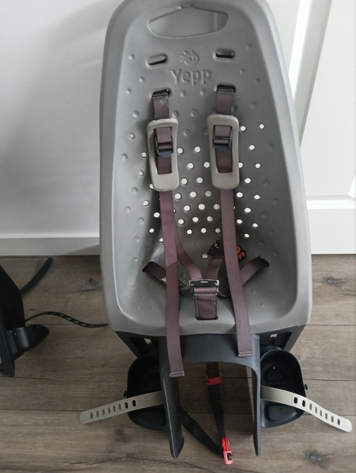 Yepp Achterzitje Fietsstoeltje - Grijs, Achterzitje, Yepp, 9 t/m 18 kg, Ophalen of Verzenden