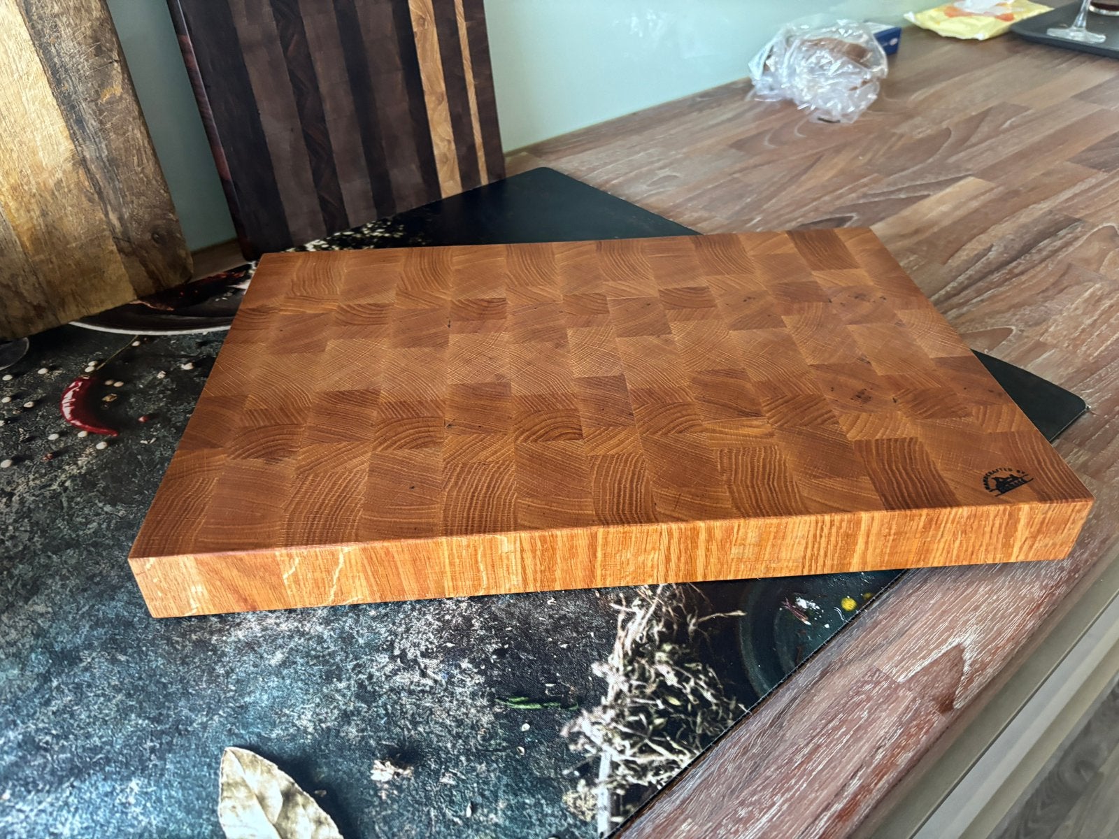 Een unieke massieve houten snijplank om trots op te zijn, Hout, Snij-/serveerplank, Nieuw, Ophalen of Verzenden
