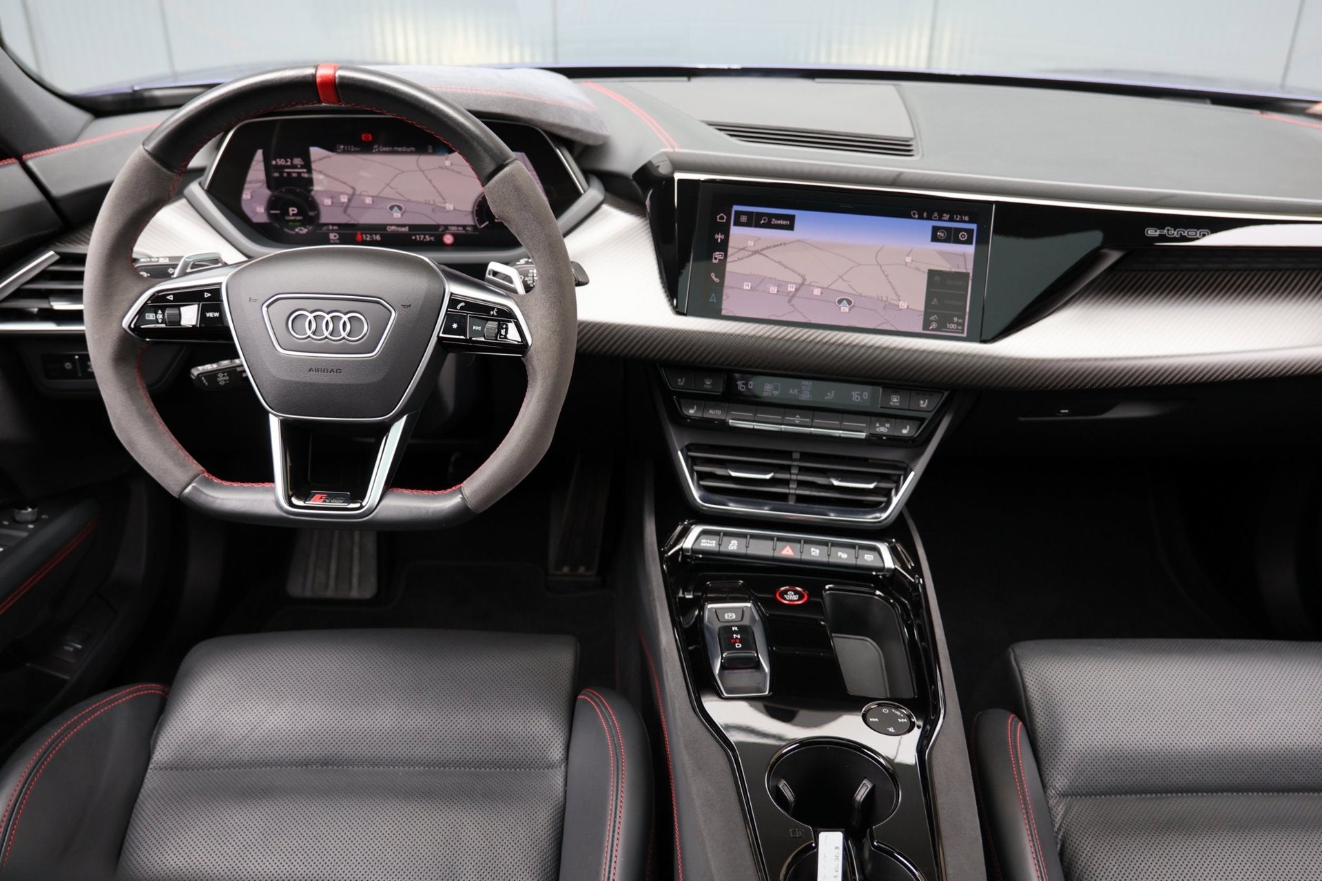 Audi E-tron GT RS 93 kWh | head-up | massage stoel(en) | B&O, Auto's, Automaat, Dealer onderhouden, Gebruikt, Zwart