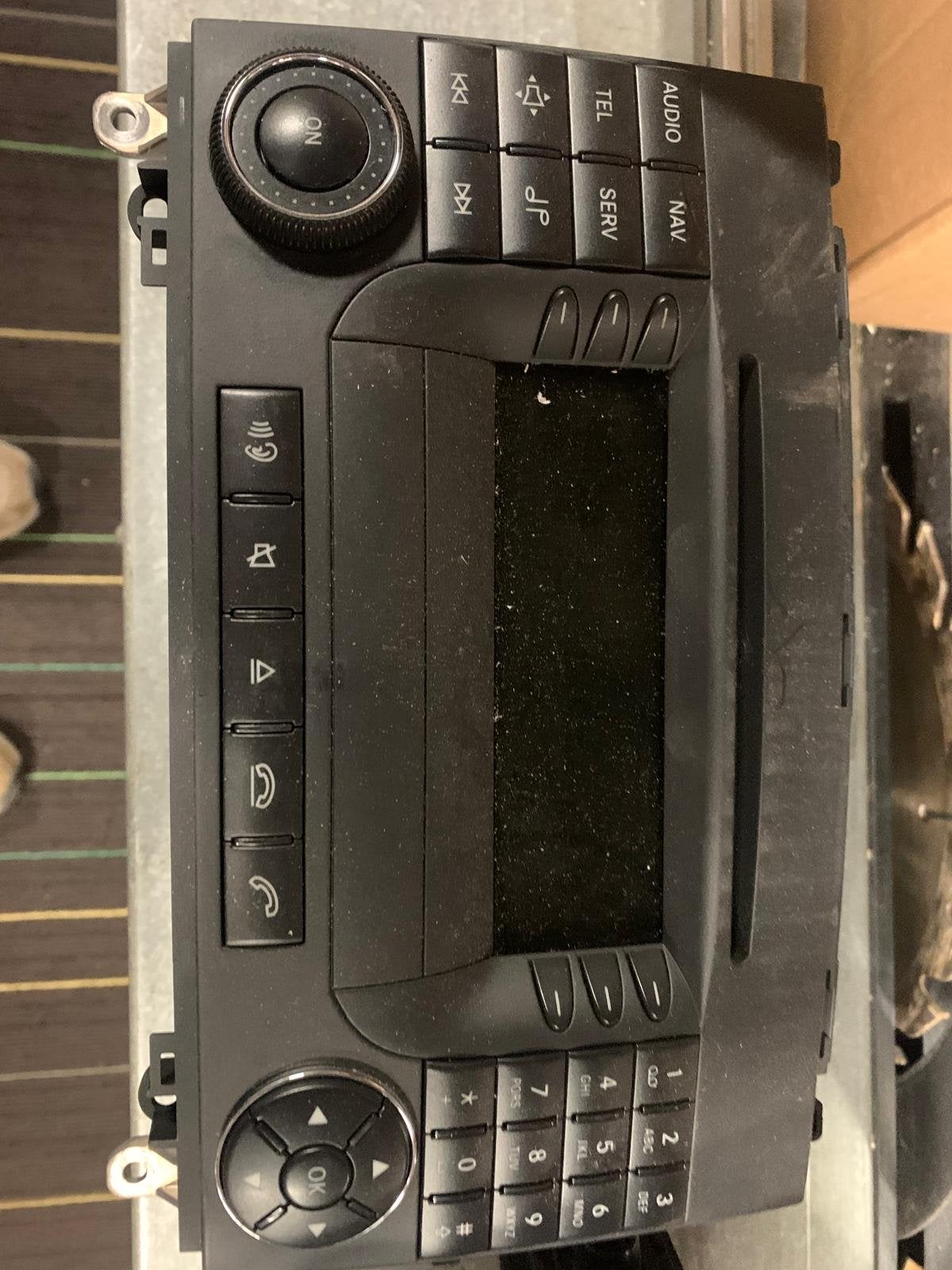 Mercedes-Benz Audio 20 CD Radio BE7086, Ophalen, Gebruikt