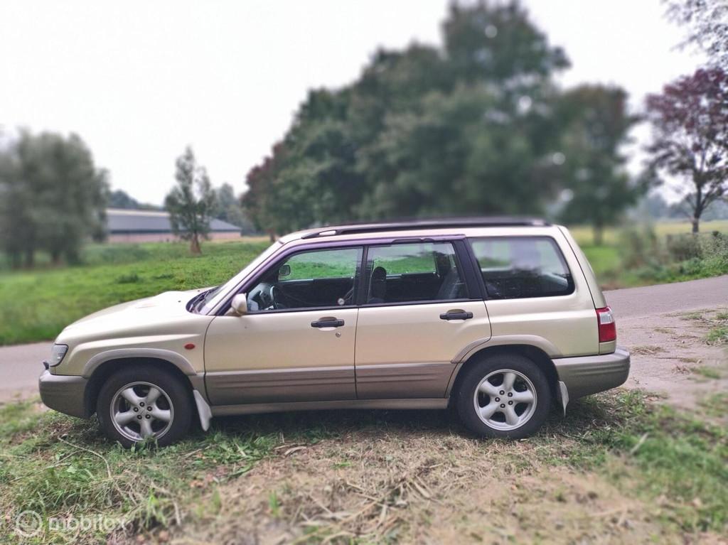 Subaru Forester 2.0 AWD S-Turbo, 1994 cc, 1800 kg, 4 cilinders, Beige
