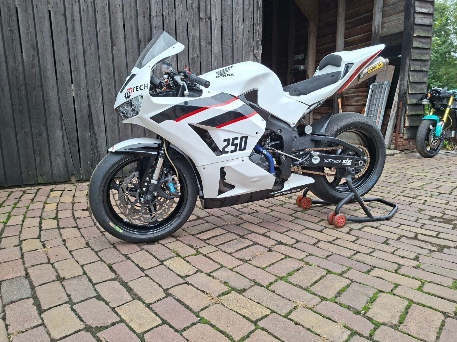 honda cbr600rr circuitmotor circuit motor racer, Motoren, Particulier