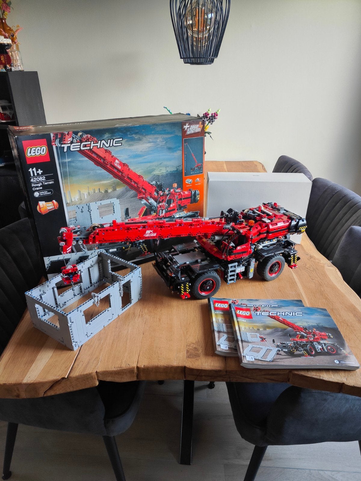 LEGO Technic 42082 Rough terrain crane., Inclusief instructies, Lego, Ophalen of Verzenden, Zo goed als nieuw
