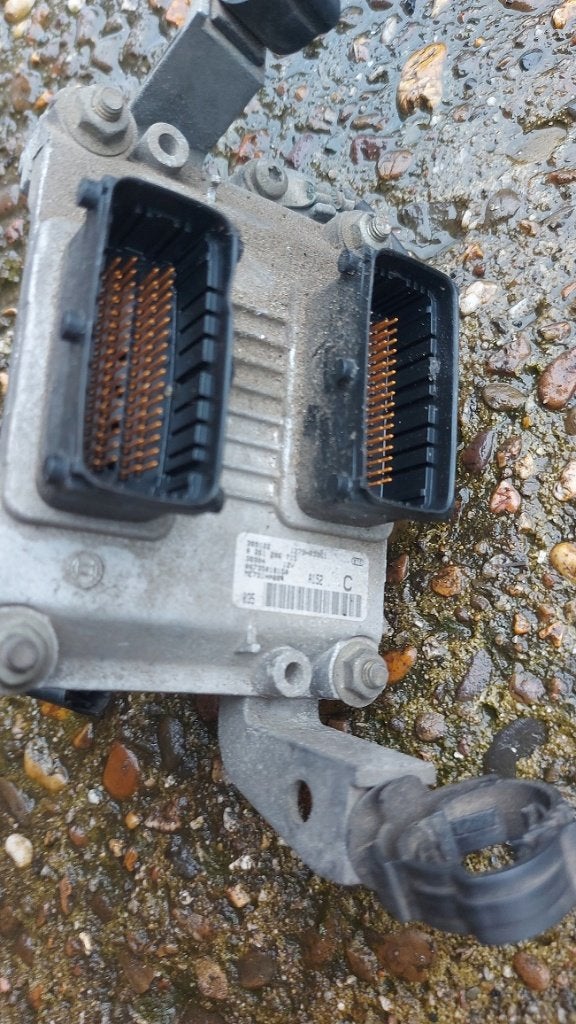 ECU op motorblok 1600i 16v Alfa 147 uit 2006, Ophalen of Verzenden