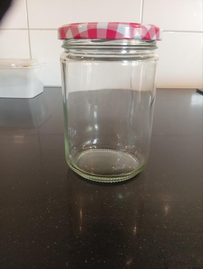 Nieuwe wekpotten set - 11 stuks met rood-wit geruite deksels, Glas, ., Nieuw, Ophalen of Verzenden