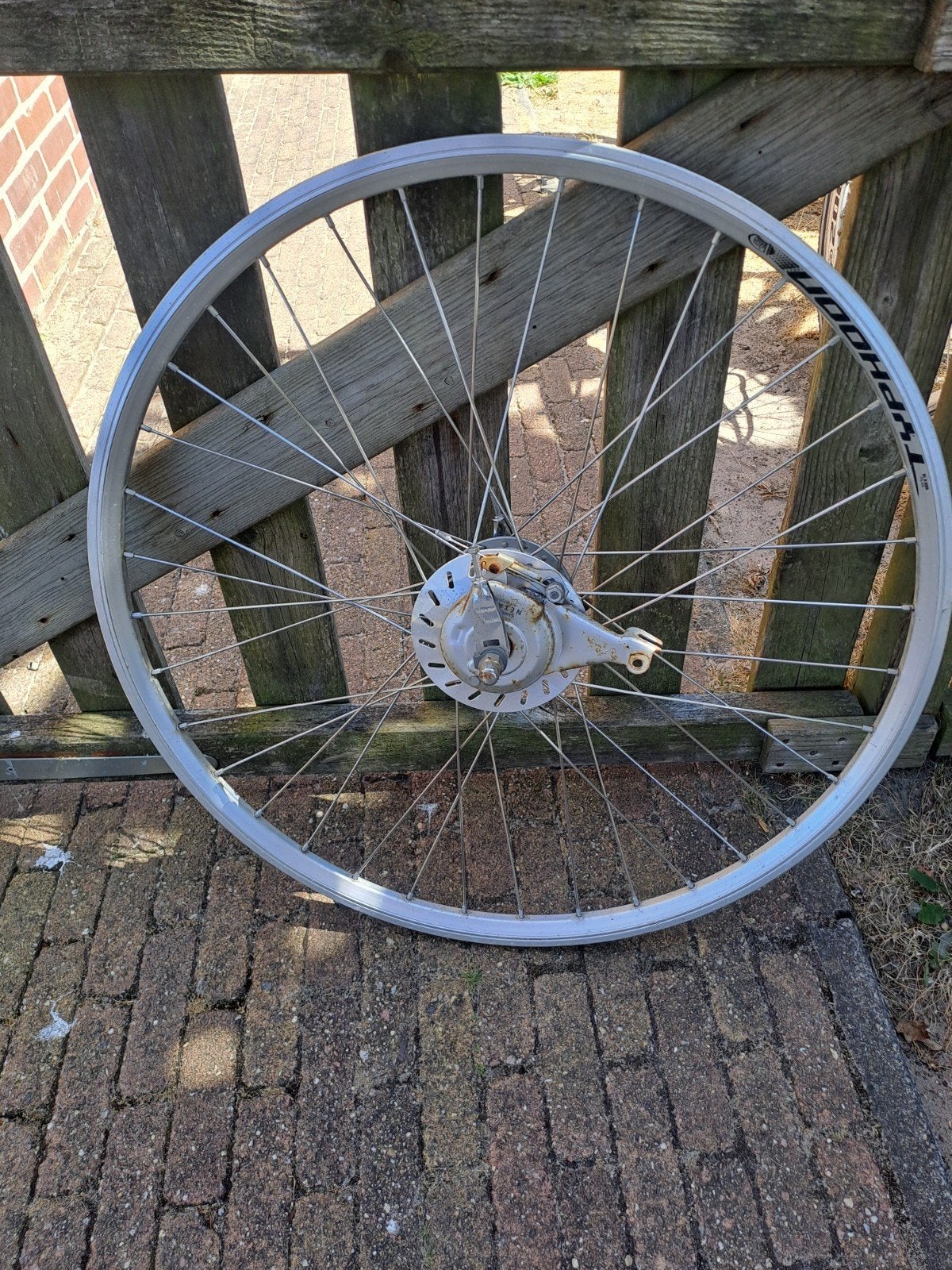 28 inch fiets wielen , div andere onderdelen, Ophalen