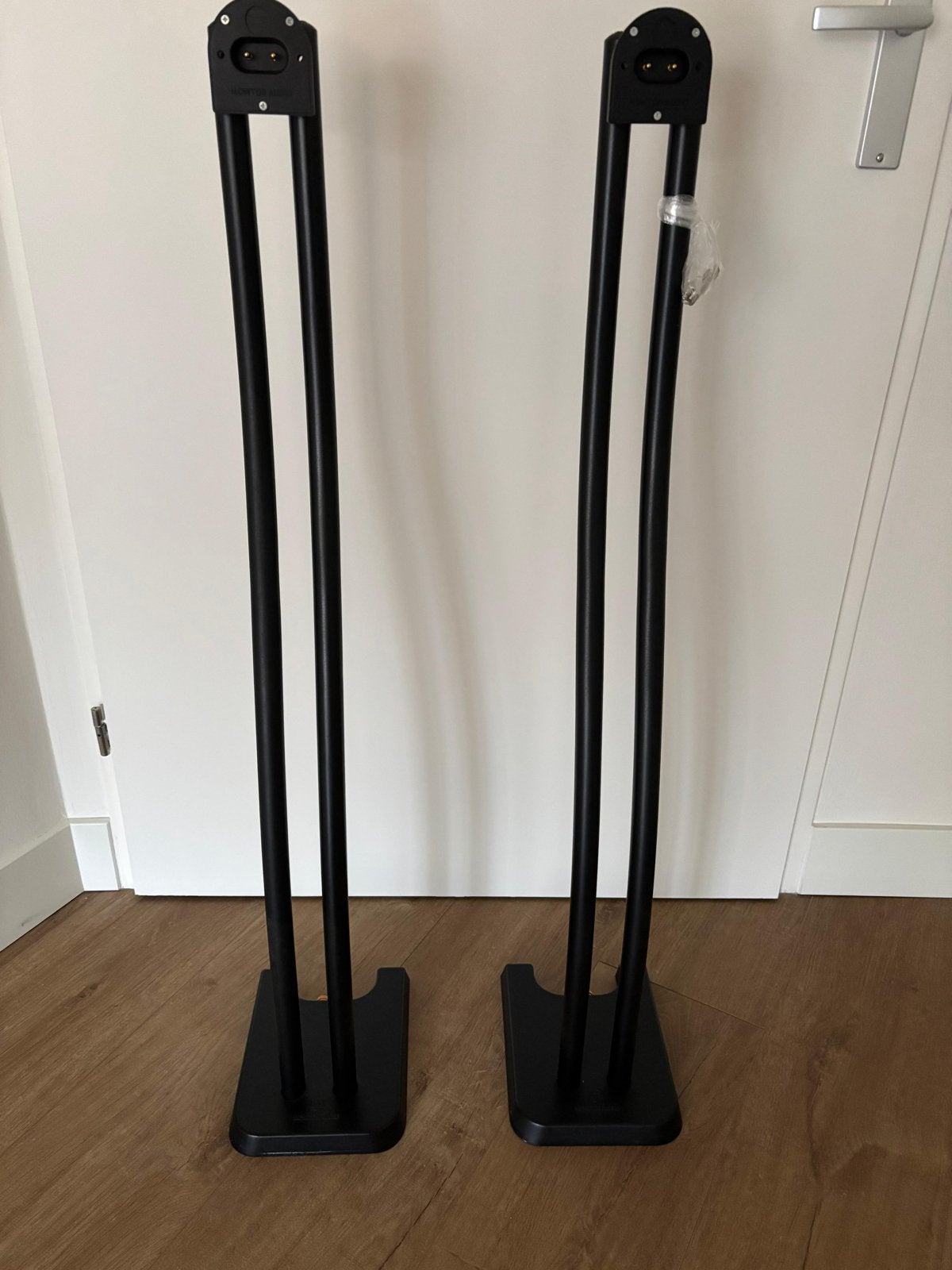 Monitor Audio Radius Floor Stand - Geluidsbox Standaard, Audio, Tv en Foto, Luidsprekers, Ophalen, Gebruikt, Inclusief standaarden