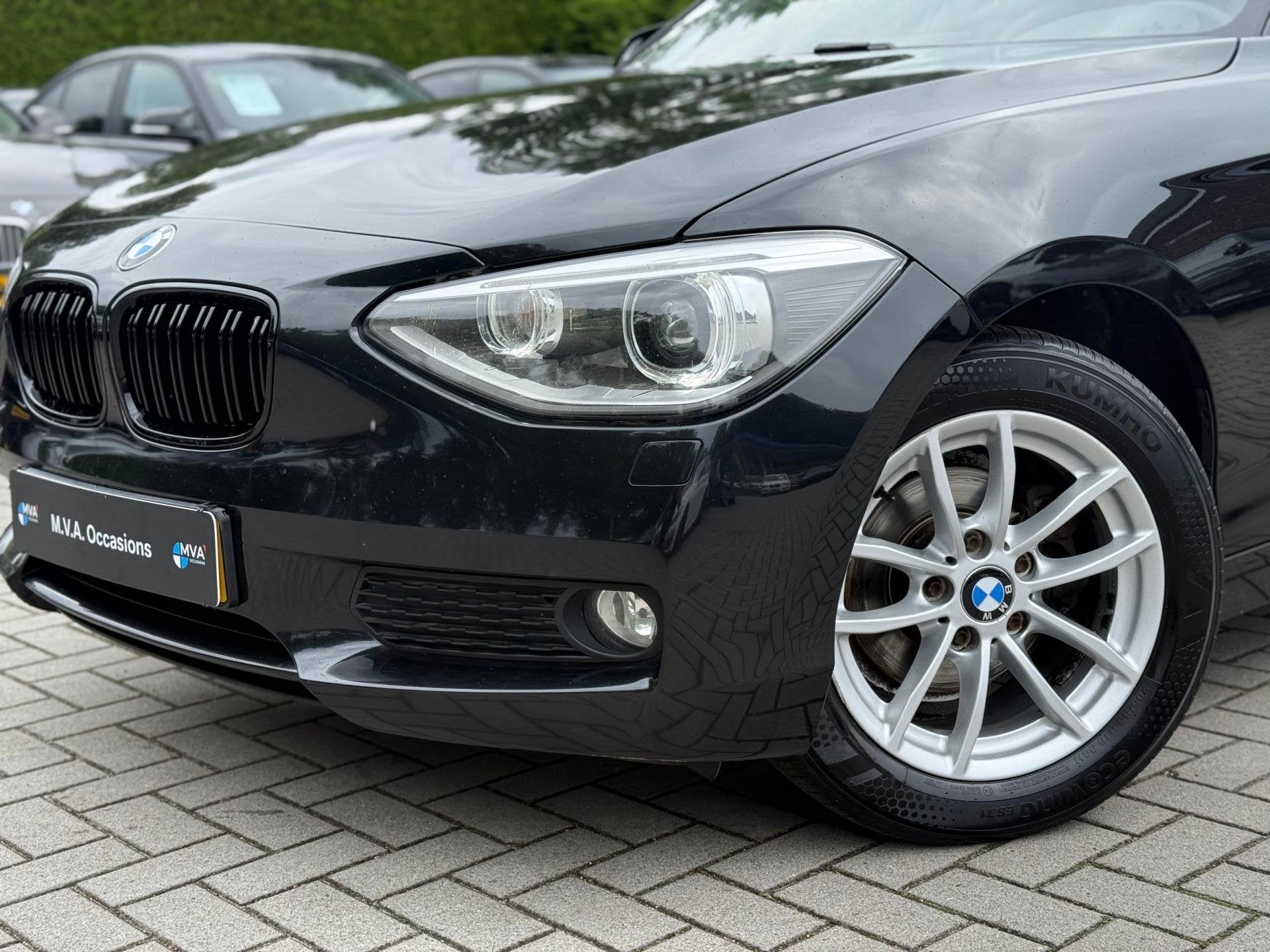 BMW 1-serie 116i High Executive|Nieuwe Ketting + Klepseals|X, Auto's, Gebruikt, 4 cilinders, Zwart, 650 kg