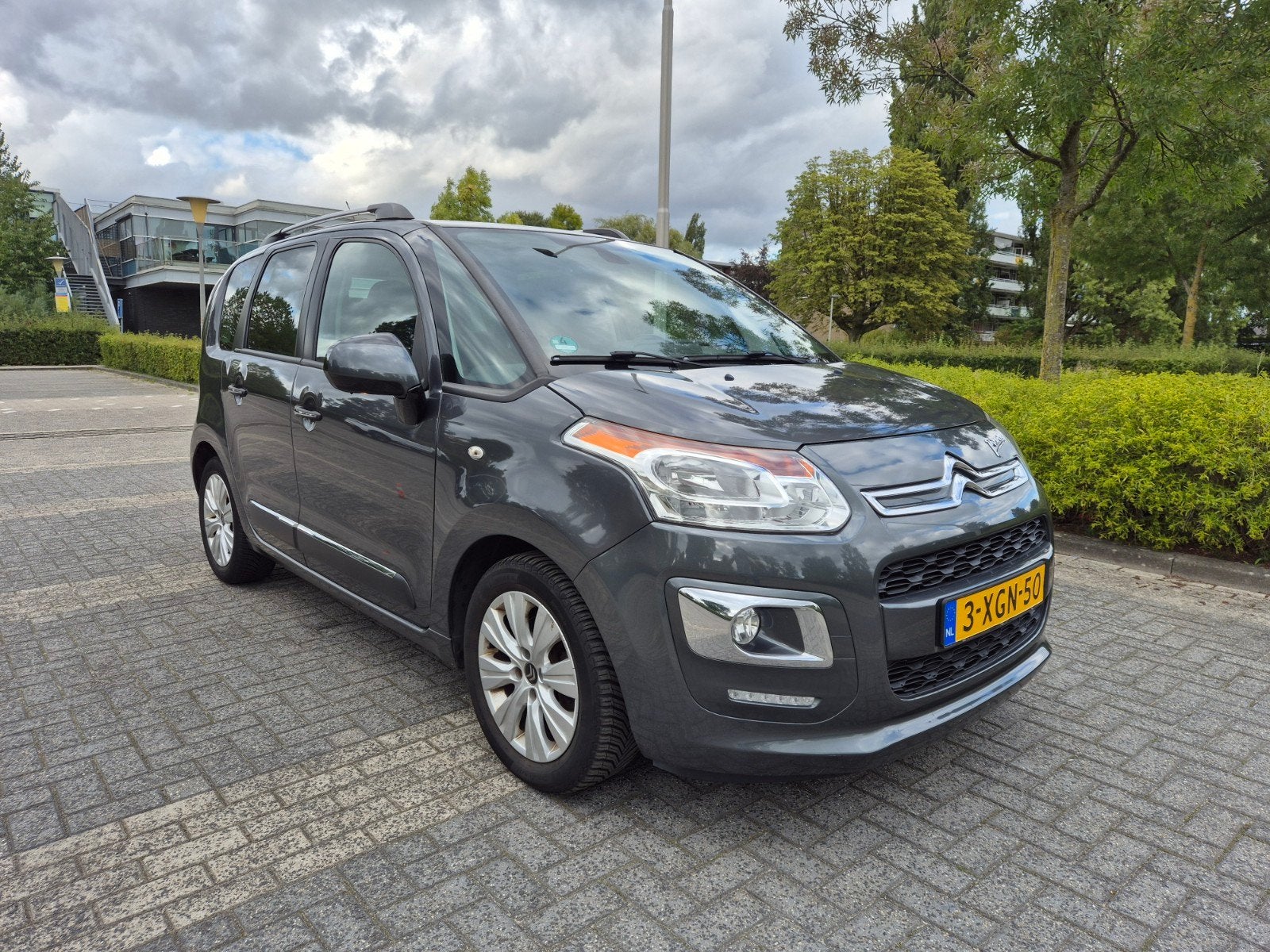 Citroën C3 Picasso 1.6 VTI AUTOMAAT 2014 Trekhaak, Auto's, Stof, Zwart, 4 cilinders, Origineel Nederlands