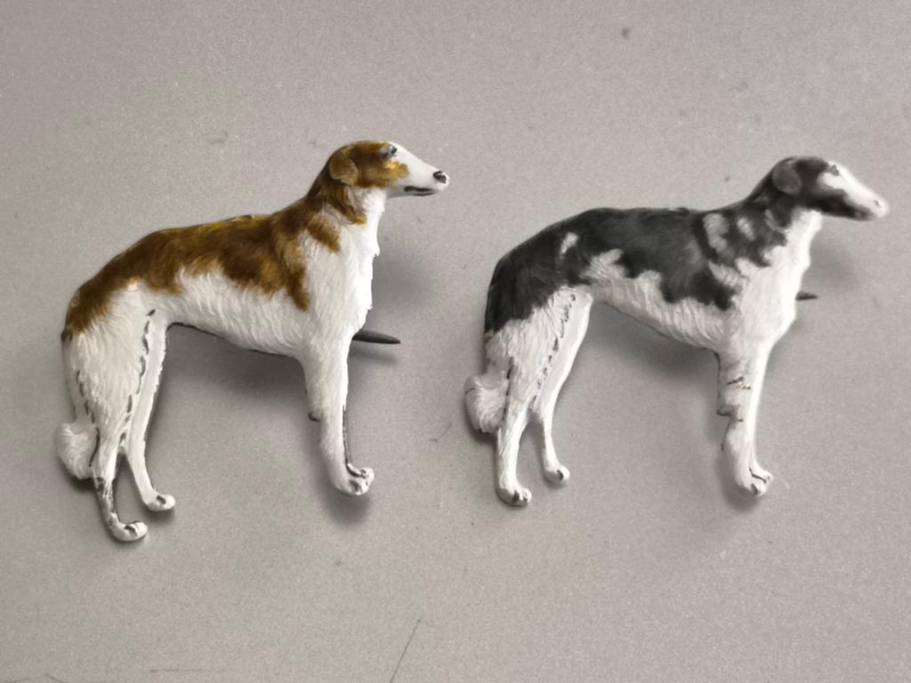 2x broche zilver met emaille honden, Ophalen of Verzenden, Zilver