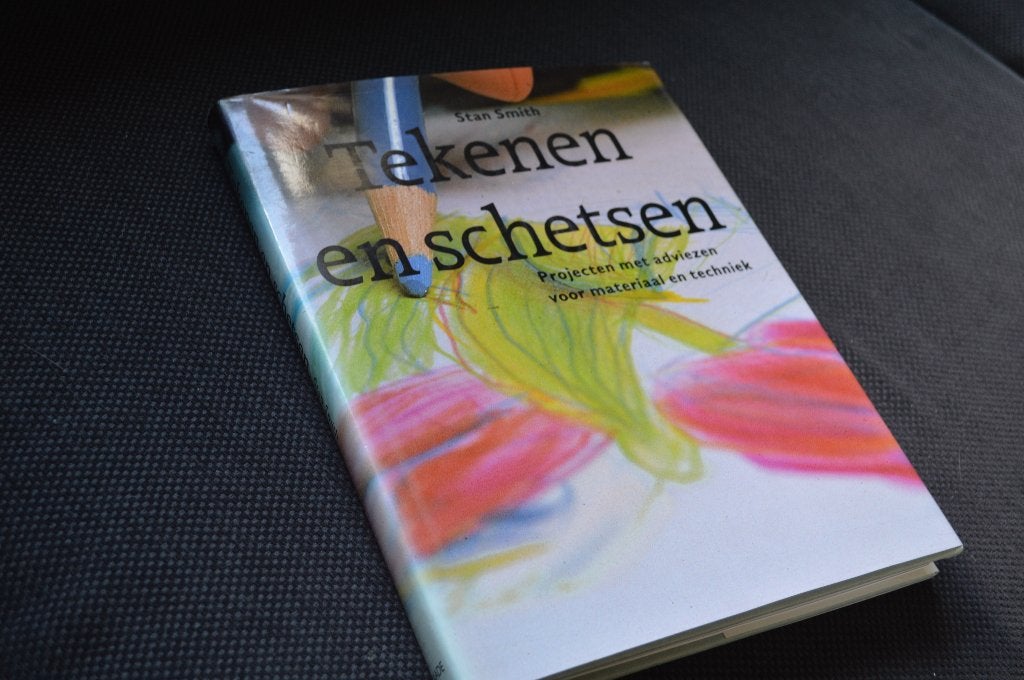 Tekenen en schetsen - Stan Smith, Hobby en Vrije tijd, Tekenen, Ophalen of Verzenden, Zo goed als nieuw, Boek of Gids