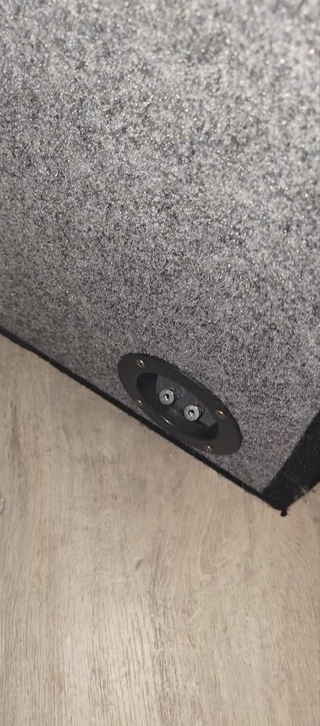 Ground Zero bassbox versterker + condensator geweldig!, Ophalen, Gebruikt