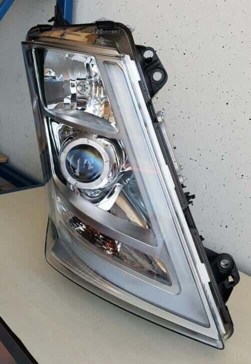 VOLVO FH4 XENON KOPLAMP RH 22239244U, Auto-onderdelen, Vrachtwagen-onderdelen, Gebruikt, -, Verlichting, -
