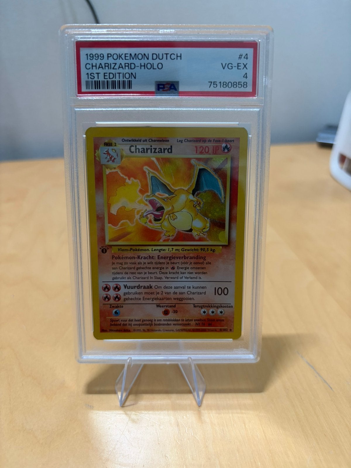 Charizard 1st edition NL Psa 4, Hobby en Vrije tijd, Verzamelkaartspellen | Pokémon, Ophalen, Zo goed als nieuw