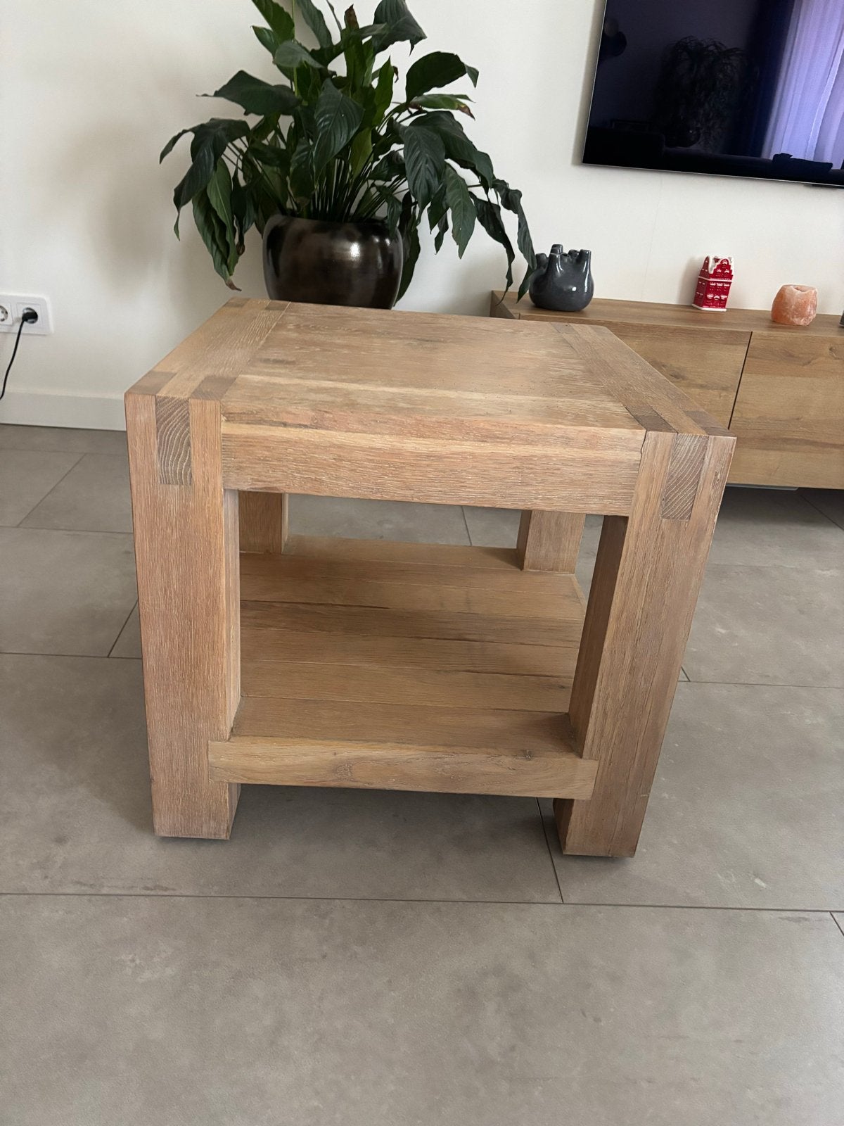 Massief eikenhouten bijzettafel met opbergplank, Ophalen, 50 – 75, 50 tot 100 cm, 50 tot 100 cm