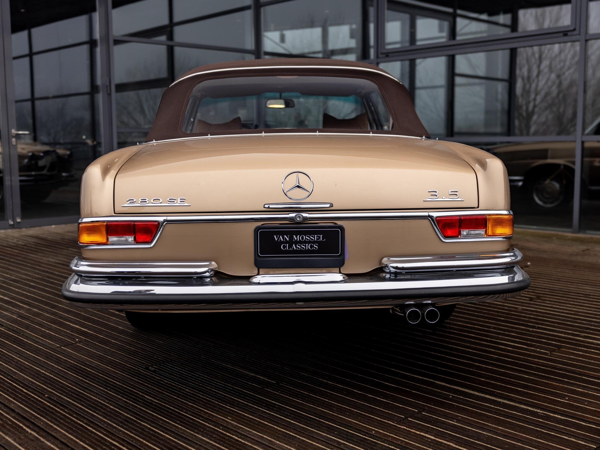 Mercedes-Benz 280 SE 3.5 W111 Cabriolet, Automaat, 12 maanden, Gebruikt, Open dak