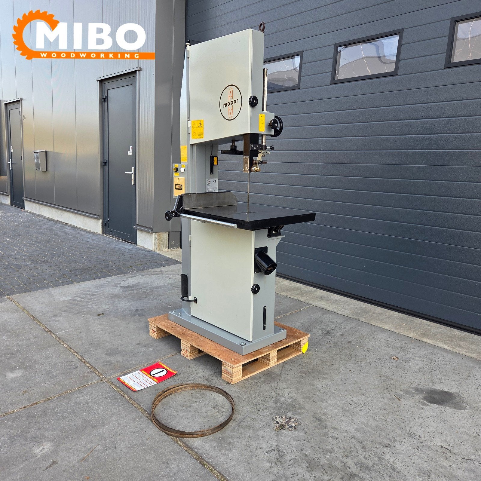 Meber lintzaag model 600 ** Nieuwstaat ** Compact, 70 mm of meer, Ophalen of Verzenden, Zo goed als nieuw, Lintzaag
