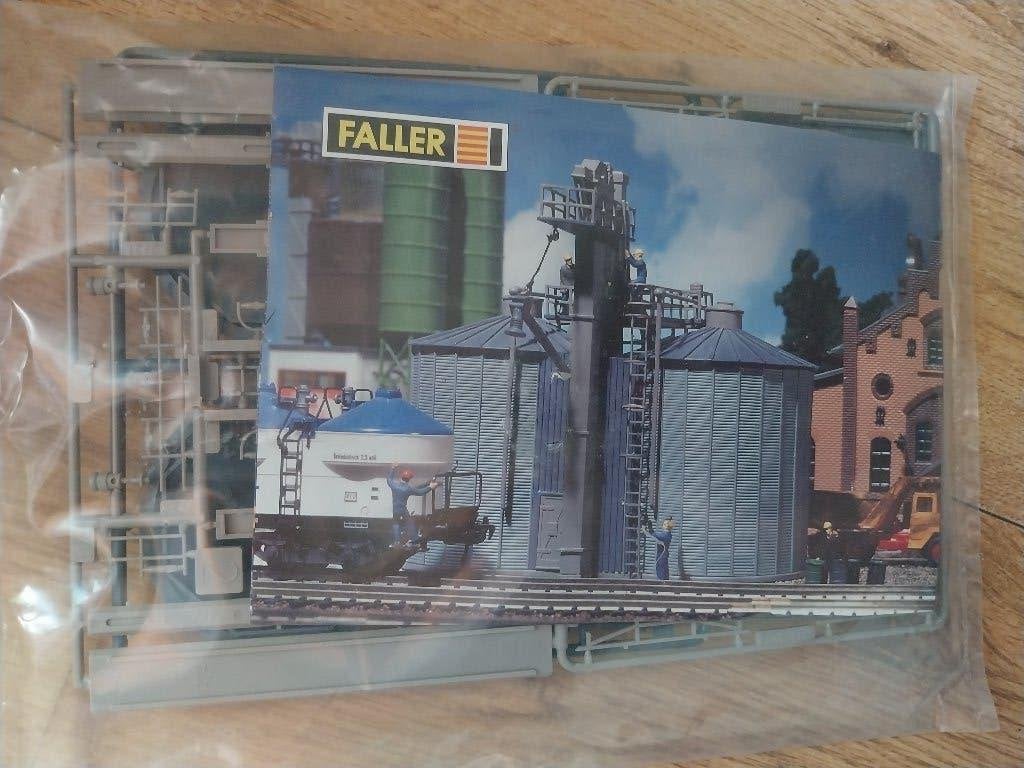 Faller dubbele silo  H0, Overige merken, Gelijkstroom of Wisselstroom, Brug, Tunnel of Gebouw, Nieuw