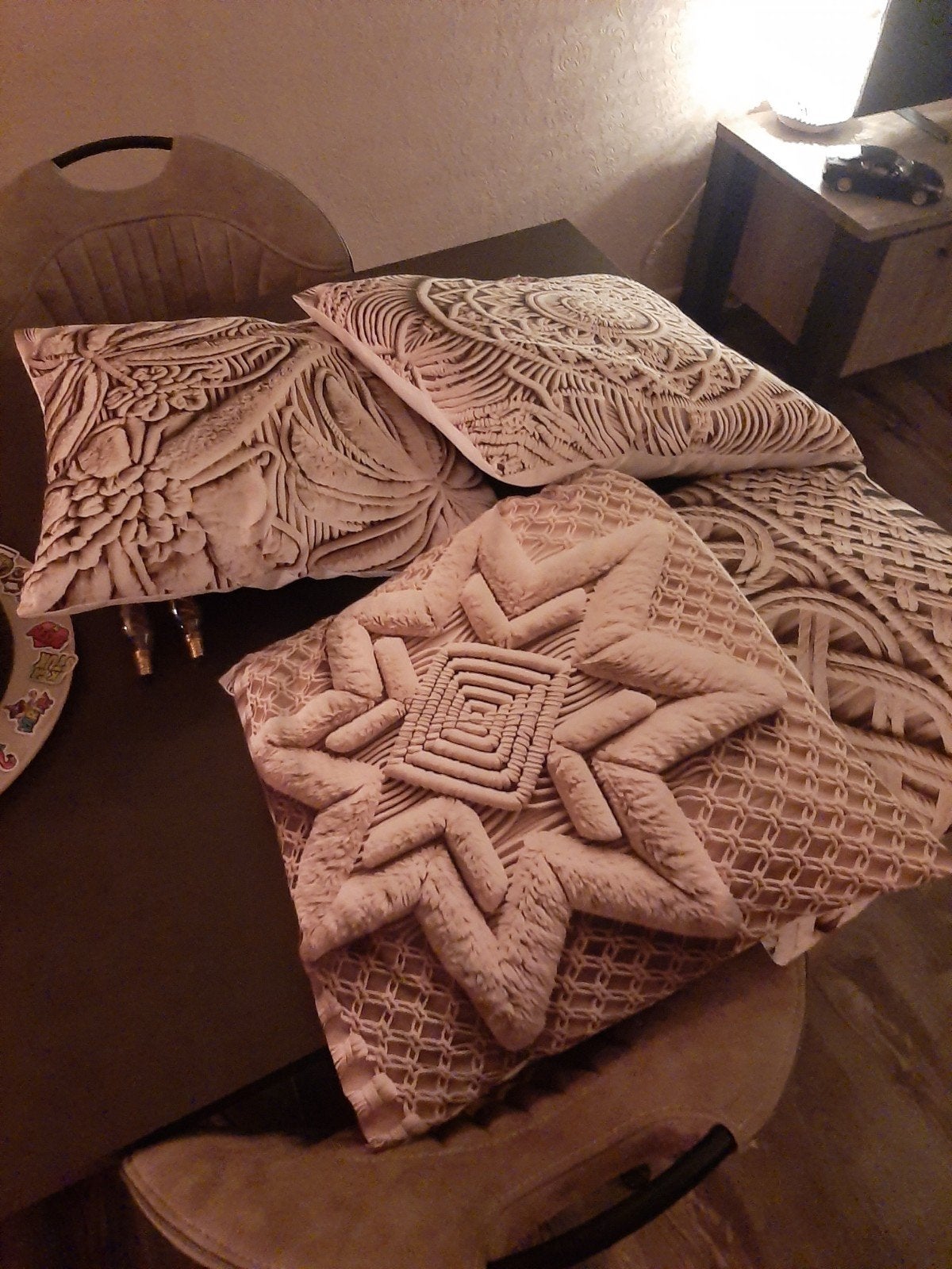 3D Kussens in zeer nette staat, Beige, Met print, Ophalen of Verzenden, Zo goed als nieuw