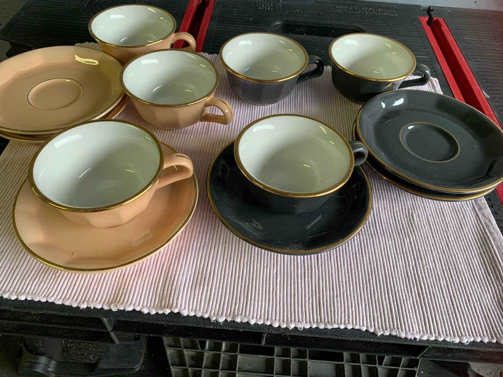 Set van 6 Porcelaine Delaunay kopjes en schotels, Ophalen