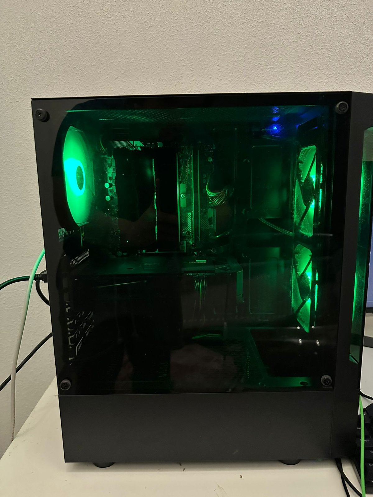 GAMING SETUP/ LOSSE VERKOOP MOGELIJK, Ophalen, 32 GB, Zo goed als nieuw, Gaming