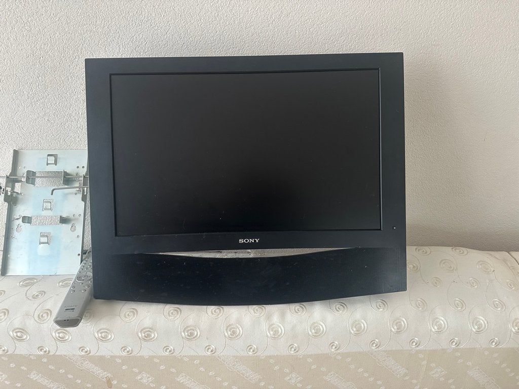 Sony tv muurbevestiging klein voor student slaapkamer, Huis en Inrichting, Ophalen, Tweepersoons