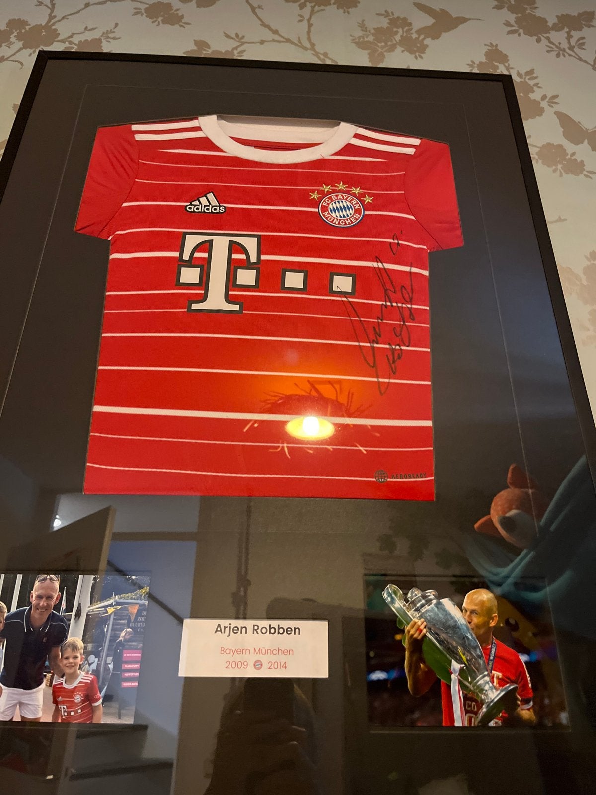 Ingelijst gesigneerd Arjen Robben Bayern München shirt, Ophalen, Zo goed als nieuw, Buitenlandse clubs, Shirt
