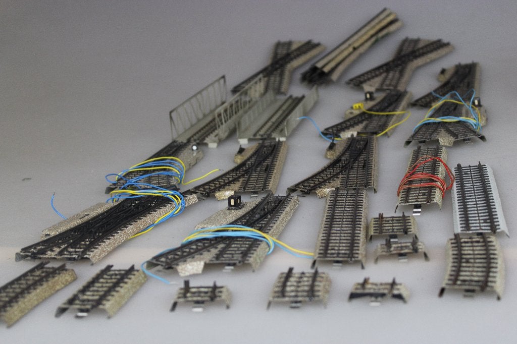 26 stuks marklin m railset met wissels bochten en pastukjes, Wisselstroom, Gebruikt, Verzenden, Rails