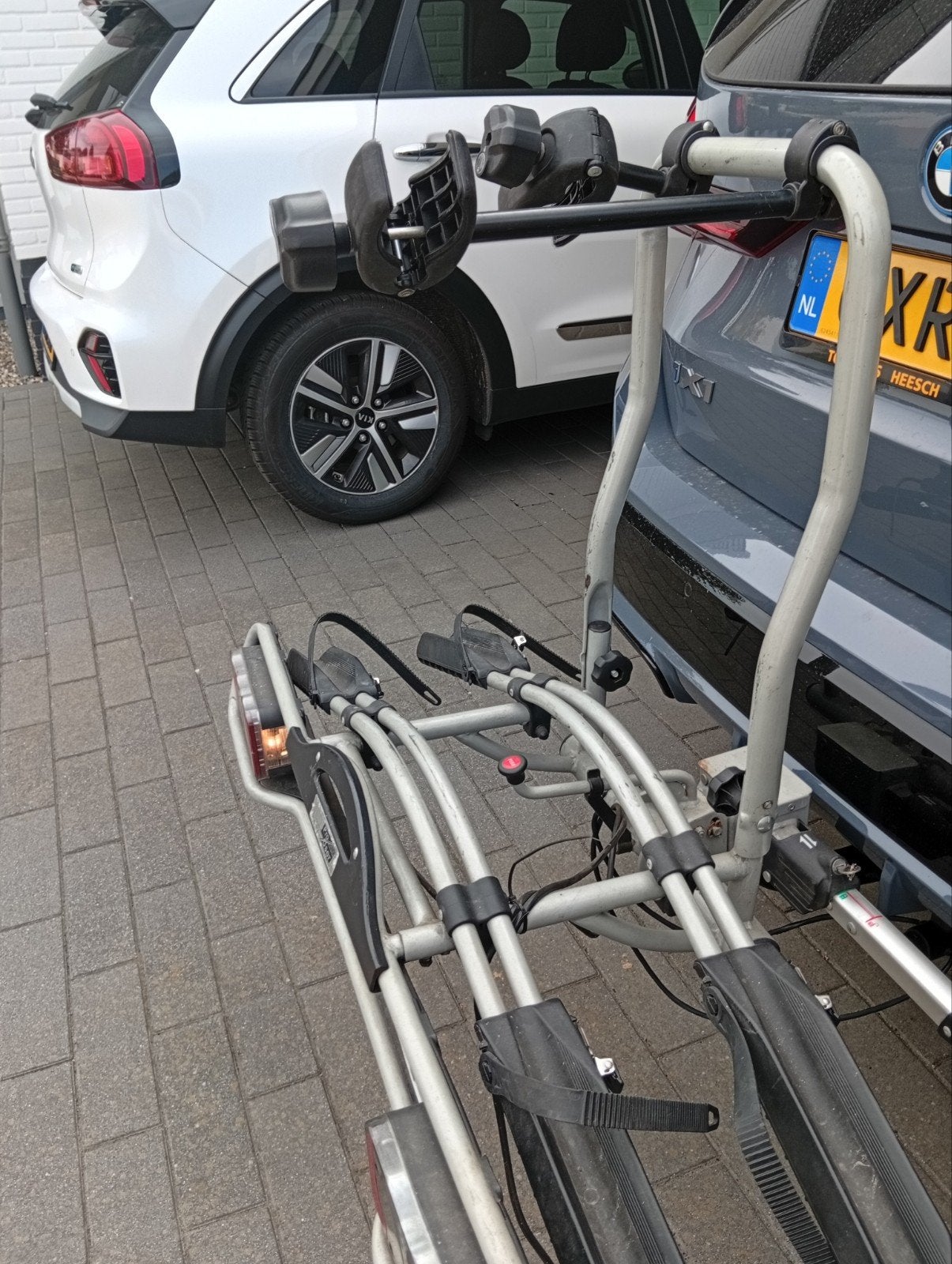 Pro user fietsendrager met slot voor 2 e-bikes, Auto diversen, Fietsendragers, Gebruikt, Trekhaakdrager, 2 fietsen, Elektrische fiets