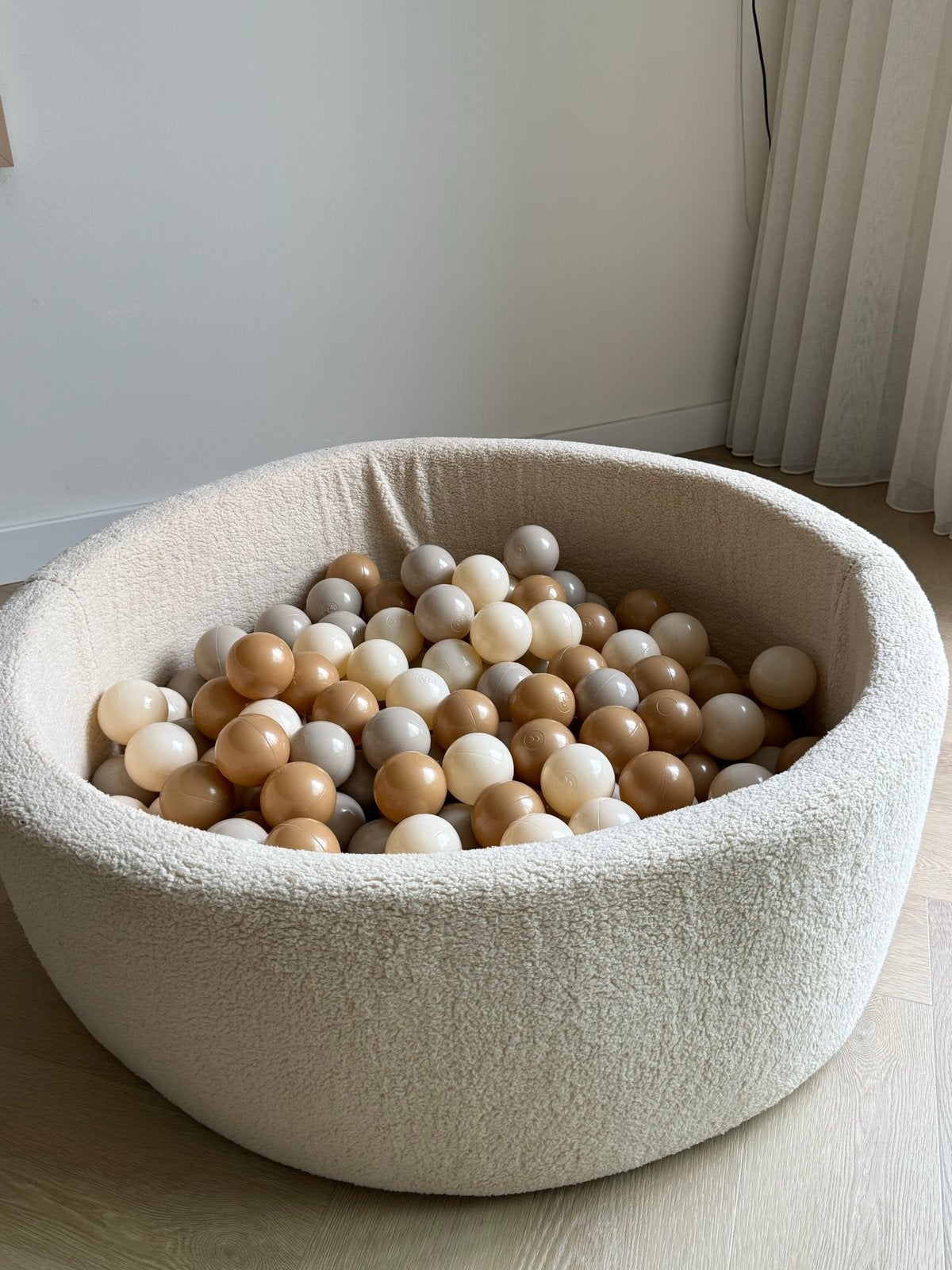 Ballenbak met ballen - Beige/bruin tinten, Ophalen, Zo goed als nieuw, Jongen of Meisje