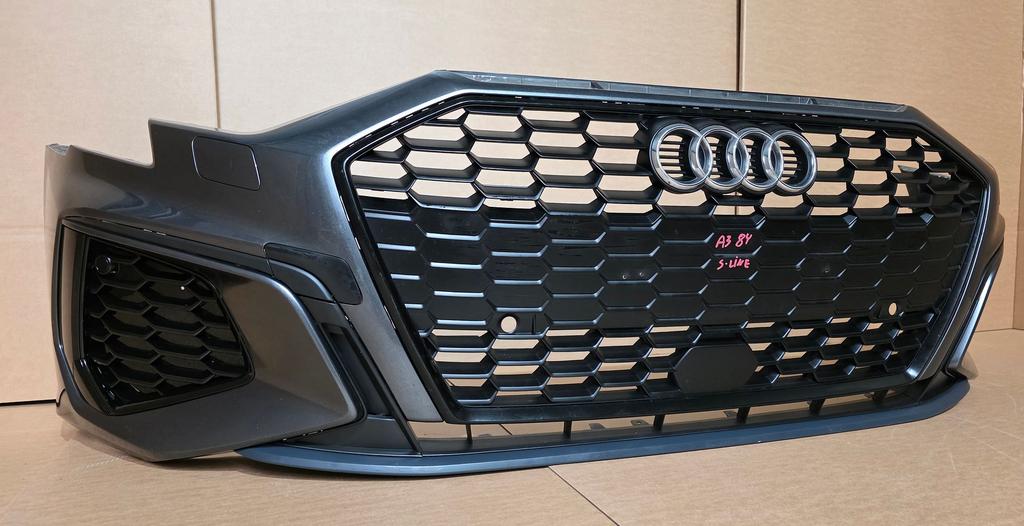 Voorbumper Audi A3 8Y S-Line KLS 6xPDC ORGINEEL BUMPER, Gebruikt, -, Voor, Ophalen of Verzenden