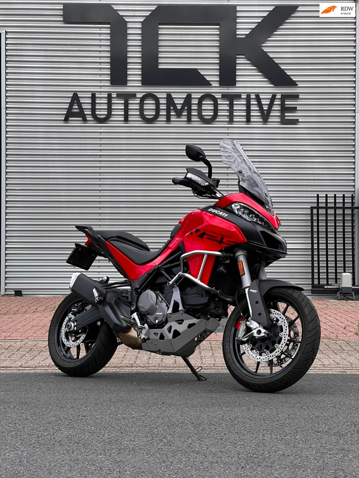 Ducati Multistrada V2 S | 2024 | 8.013 km, Motoren, Motoren | Ducati, Bedrijf, Meer dan 35 kW, Toermotor, Handvatverwarming