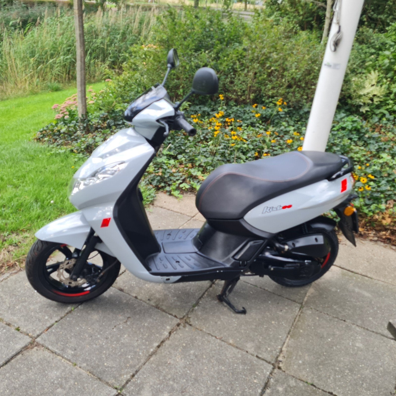 Peugeot Kisbee RS Snor Nardo Grey bj2020/7321km/Onderhoud gr, Ophalen, Overige modellen, Zo goed als nieuw, Peugeot Kisbee RS