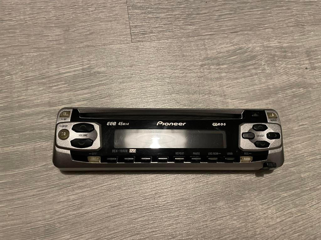 Frontje / front panel van Pioneer DEH-1590R, Auto diversen, Autoradio's, Ophalen of Verzenden, Zo goed als nieuw