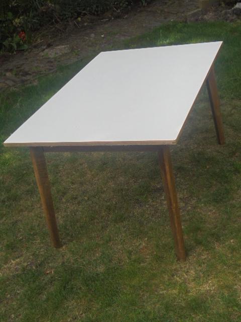 HOUTEN TAFEL., Huis en Inrichting, Tafels | Eettafels, Gebruikt, 100 tot 150 cm, Rechthoekig, Overige houtsoorten