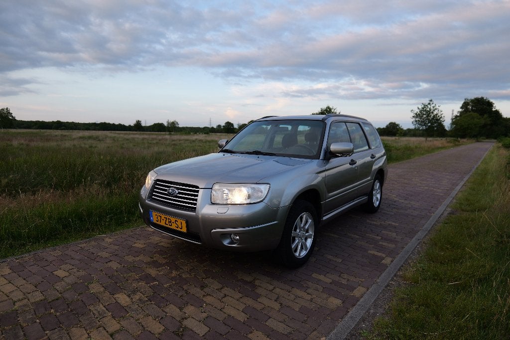 Subaru Forester 2.0 X Luxury Pack | Automaat | 195.000 km, 11 km/l, Forester, Vierwielaandrijving, Particulier