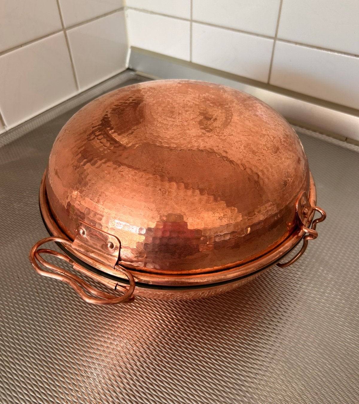 Cataplana handgeklopt koper Bolpan 28cm NIEUW, Koper, Met deksel, Overige typen, Nieuw