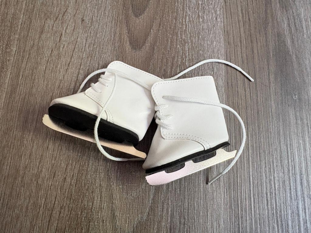 Nieuwe witte poppen schaatsen - nooit gebruikt!, Ophalen of Verzenden, Nieuw, Overige typen