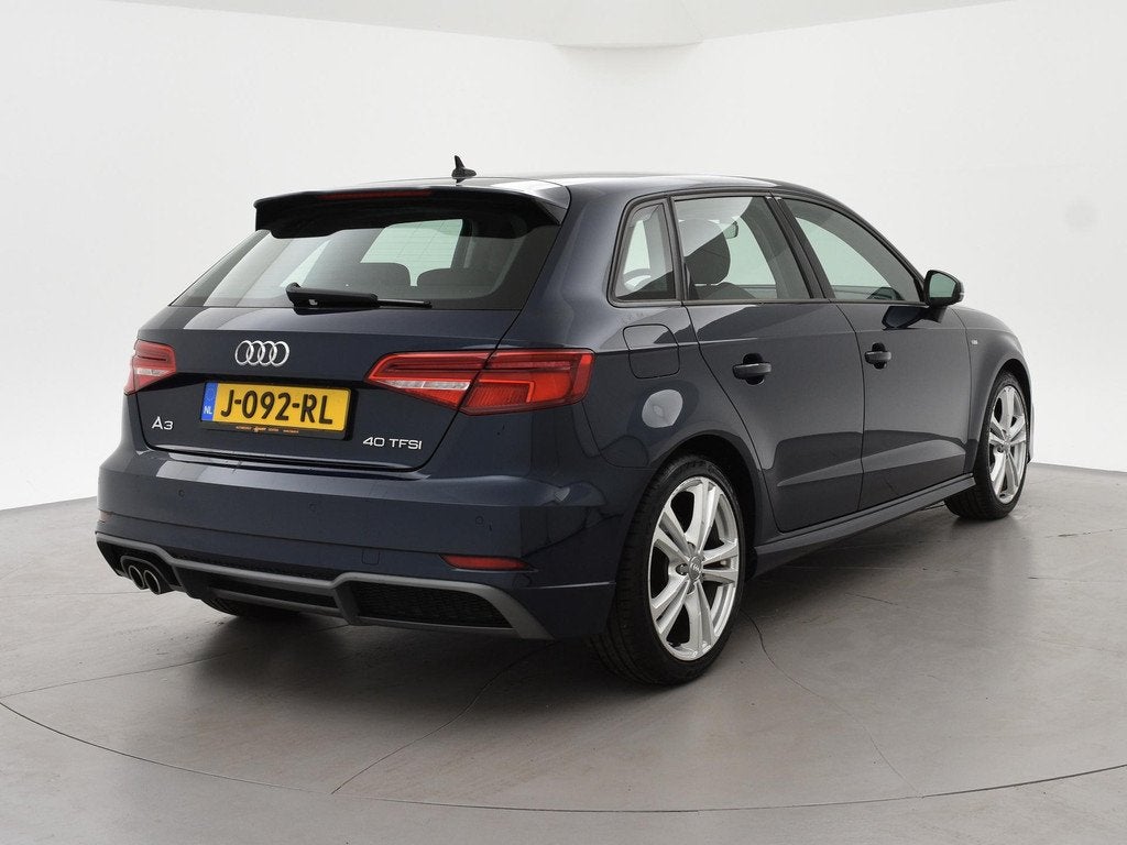 Audi A3 Sportback 40 TFSI 190 PK S-TONIC AUT DESIGN PRO LINE, Stof, Gebruikt, Blauw, Bedrijf
