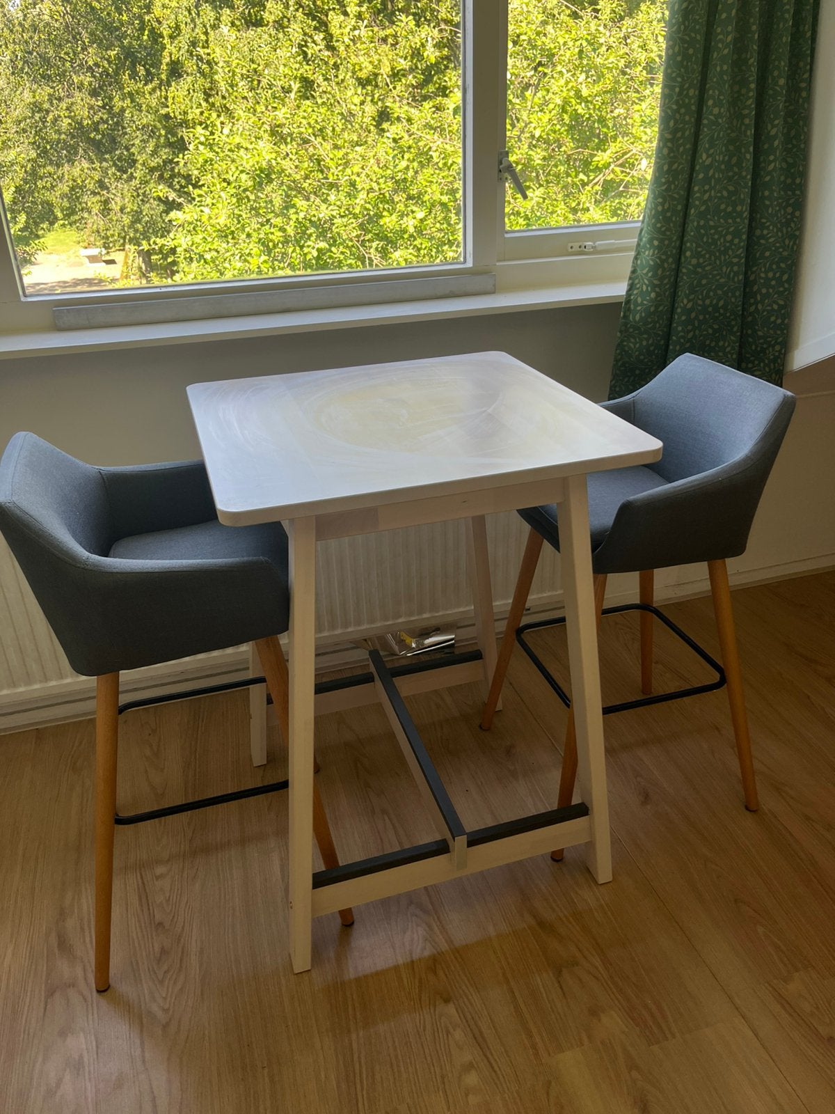 Ikea Norraker tafel + 2 stoelen, Ophalen, Zo goed als nieuw