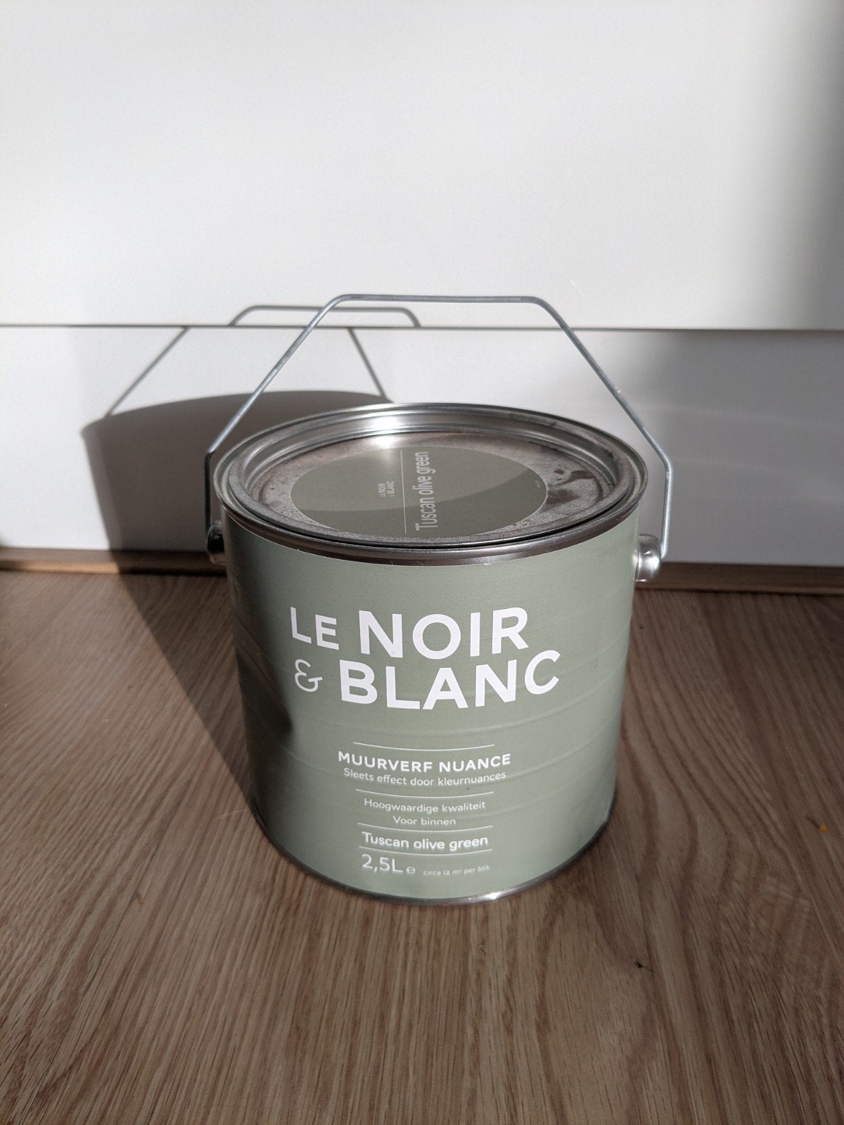 Le Noir & Blanc Muurverf Nuance Tuscan Olive Green 2.5L, Ophalen, Minder dan 5 liter, Groen, Verf